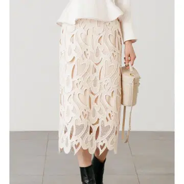 [CELFORD] 1회 착용 하트 레이스 스커트