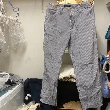 이사로 인한 처분 XLARGE 히코리 페인터 팬츠 30