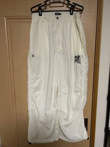 A'gem 에이젬 워크 팬츠 화이트