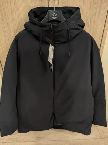 데상트 올테라인 미즈사와 다운 '인비저블 하프 코트 INV-08'