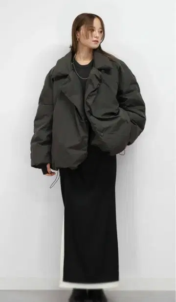 레우릴 다운 자켓 차콜