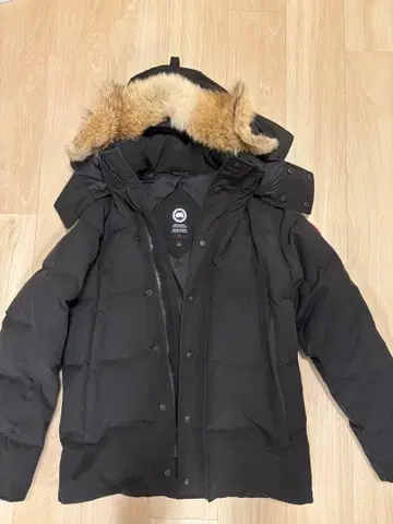 Canada Goose 다운 자켓 블랙 S/P