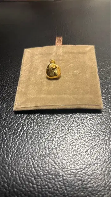 ete 콩 귀걸이 한쪽 귀