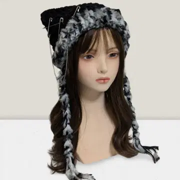 체인 달린 핸드메이드 고양이 귀 니트 모자 복슬복슬 블랙 y2k 그런지