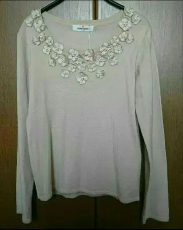 새상품 갤러리 비스콘티 니트