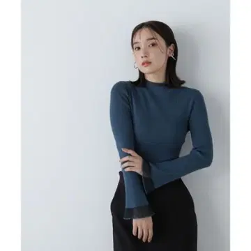 내추럴 뷰티 베이직 시어 플레어 커프스 리브 니트