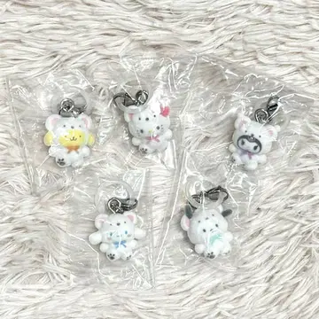 산리오 캐릭터즈 가챠가챠 메지루시 액세서리 복슬복슬 스노우 새상품