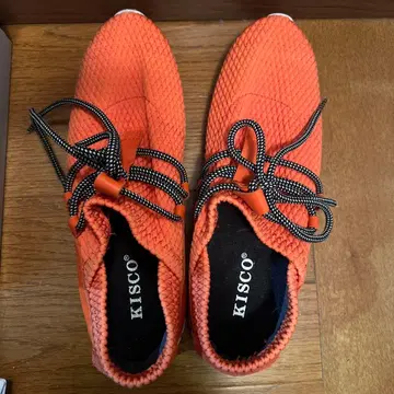 새상품 KISCO 오렌지 뜨개질 스니커즈