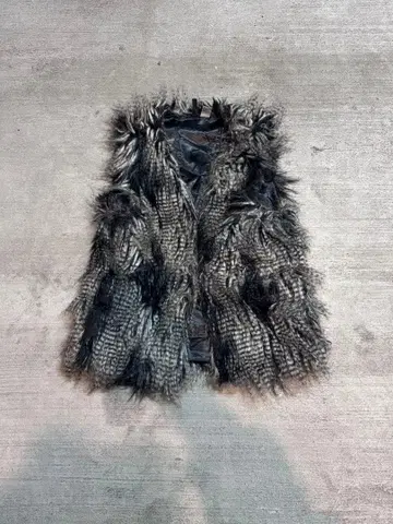Black x Gray Fur vest y2k grunge