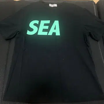 새상품급 wind and sea x guess 티셔츠 로고