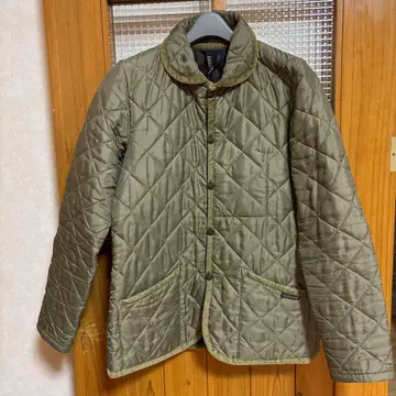LAVENHAM 올리브 그린 퀼팅 자켓