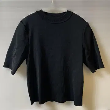 [ 새상품급, 정품 ] UNITED TOKYO 팔라스 크루 니트 블랙