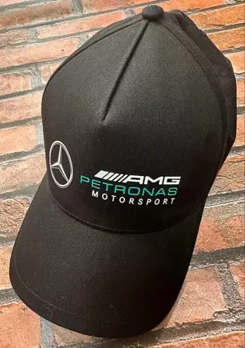 MercedesBenz AMG PETRONAS MOTORSPORT CAP