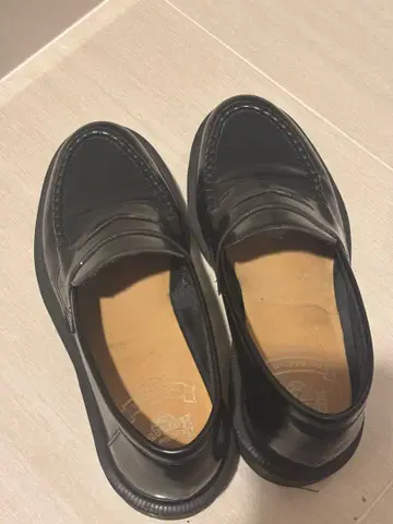 Dr.Martens 닥터마틴 로퍼 ABBOTT