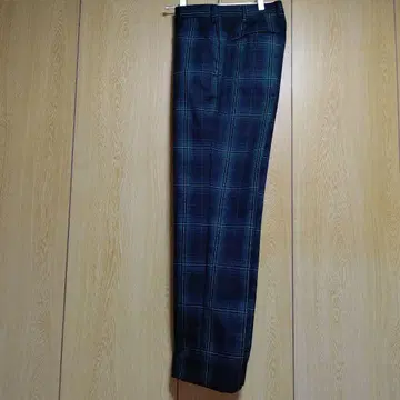 AR 코노미 체크 무늬 슬랙스 네이비 그린