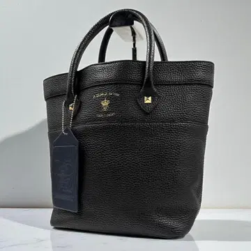 [ 새상품급 ] A.D.M.J 핸드백 블랙 가죽 골드 금장 장식 스터드