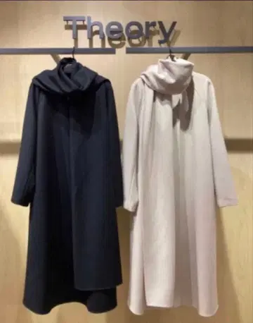 띠어리 인기 스톨 포함 코트 블랙