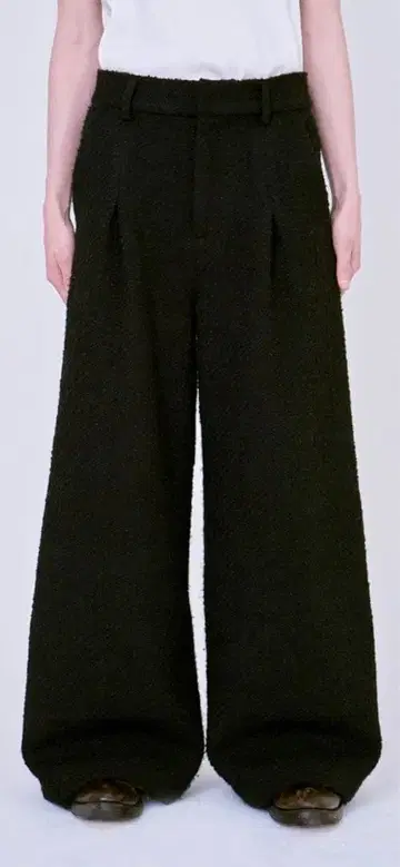 Camphor wood 1턱 슈퍼 배기 트위드 슬랙스