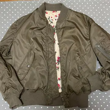 여성용 리버서블 아우터 브라운/스트로베리 패턴 사이즈 M~L