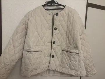 [ 미사용 새상품 ] 크림색 퀼팅 자켓