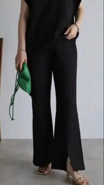 봉쥬르 사간 센터 슬릿 이지 팬츠