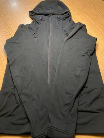 데상트 올터레인 WIND SHIELD HOODED JACKET