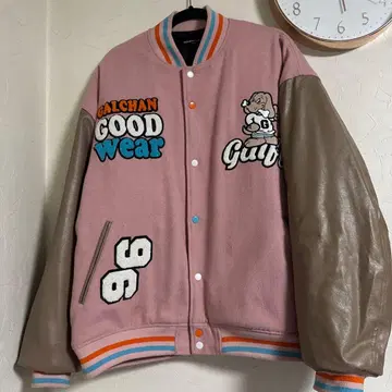 갈피 바시티 자켓