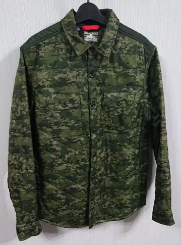 새상품 언더아머 카모플라쥬 카모플라주 그린 자켓 M MTR2768