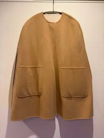 유나이티드 애로우즈 판초형 코트