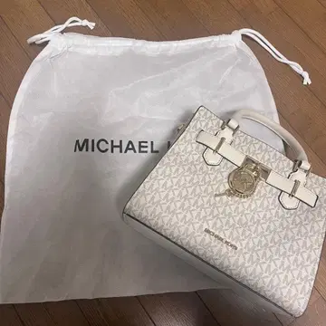 MICHAEL KORS 화이트 핸드백 수납 가방 포함