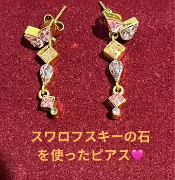 스와로브스키의 흔들리는 귀걸이