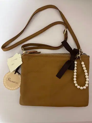 beaure 소가죽 숄더백 리본 펄 B-18177 CAMEL