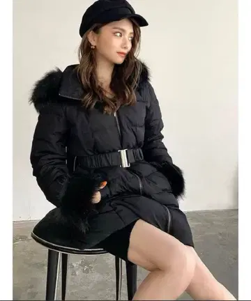 RESEXXY 후드 부착 다운 코트