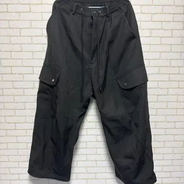 블랙 카고 팬츠 허리밴딩