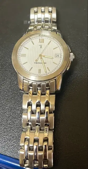 실버 스테인리스 스틸 쿼츠 손목시계 새상품급