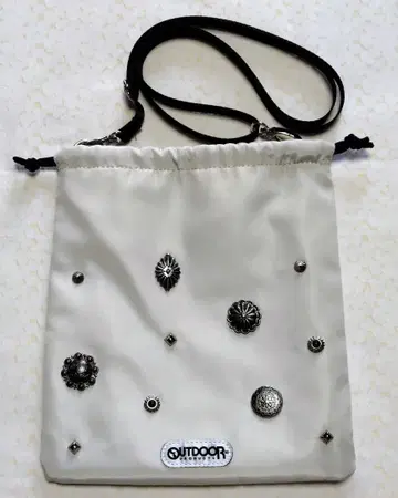 OUTDOOR PRODUCTS 별주 2WAY 숄더백 새상품급