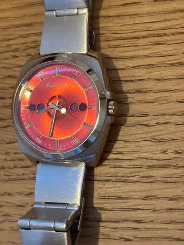 Paul Smith 핑크 다이얼 아날로그 시계