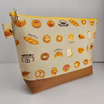 다양한 빵 패턴 x 캔버스 밑면이 있는 파우치