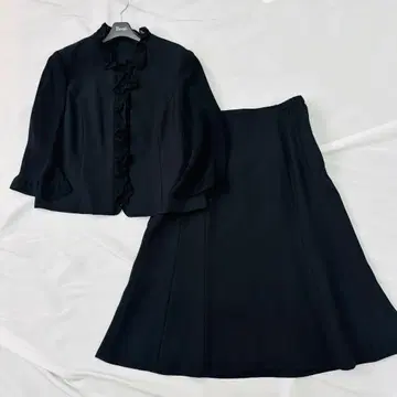 컨디션 최상 도쿄 소와르 블랙 포멀 스커트 셋업 빅 사이즈