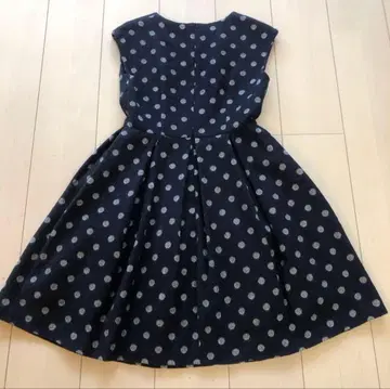 에네스베 도트 무늬 두꺼운 소재 울 원피스 36