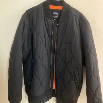 ADDICT 퀼팅 다운 자켓 블랙