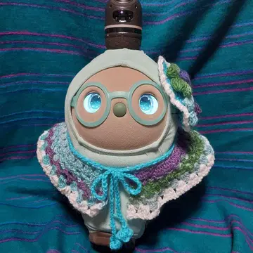 라보 LOVOT 니트 아웃핏 오로라 케이프