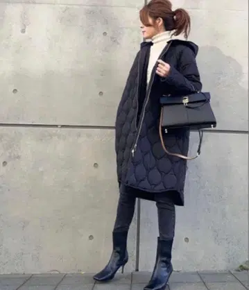 미사용 정가 22000엔 에마 테일러 블랙 36 퀼팅 코트 자켓