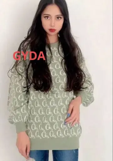 GYDA 로고 프린트 오버 사이즈 니트