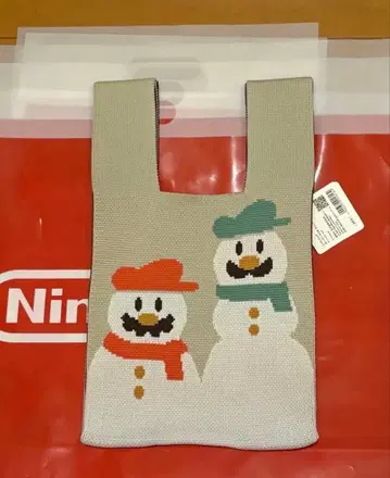 슈퍼 마리오 브라더스 니트 백 윈터