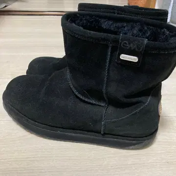 emu 블랙 어그 부츠 25