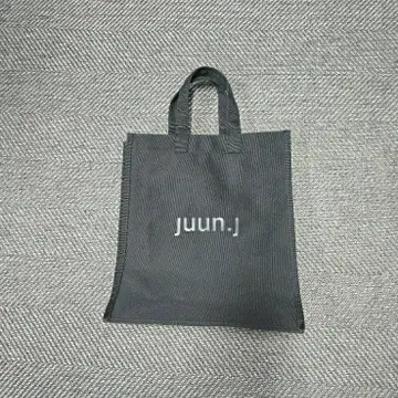 juun J ,