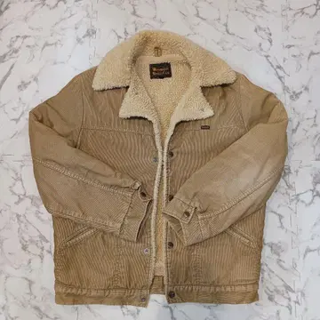 랭글러(Wrangler)의 런치 코트(Wrange Coat)