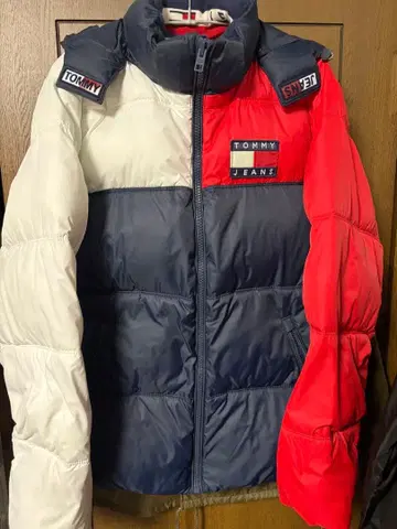 타미힐피거 진스 원포인트 로고 자수 다운 자켓 L