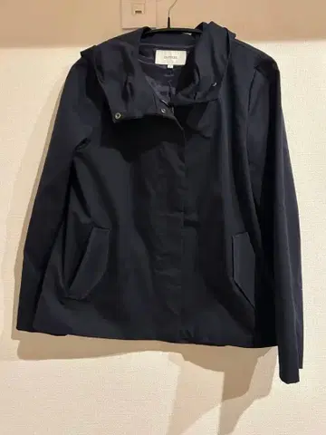 UNTITLED 네이비 마운틴 후드티